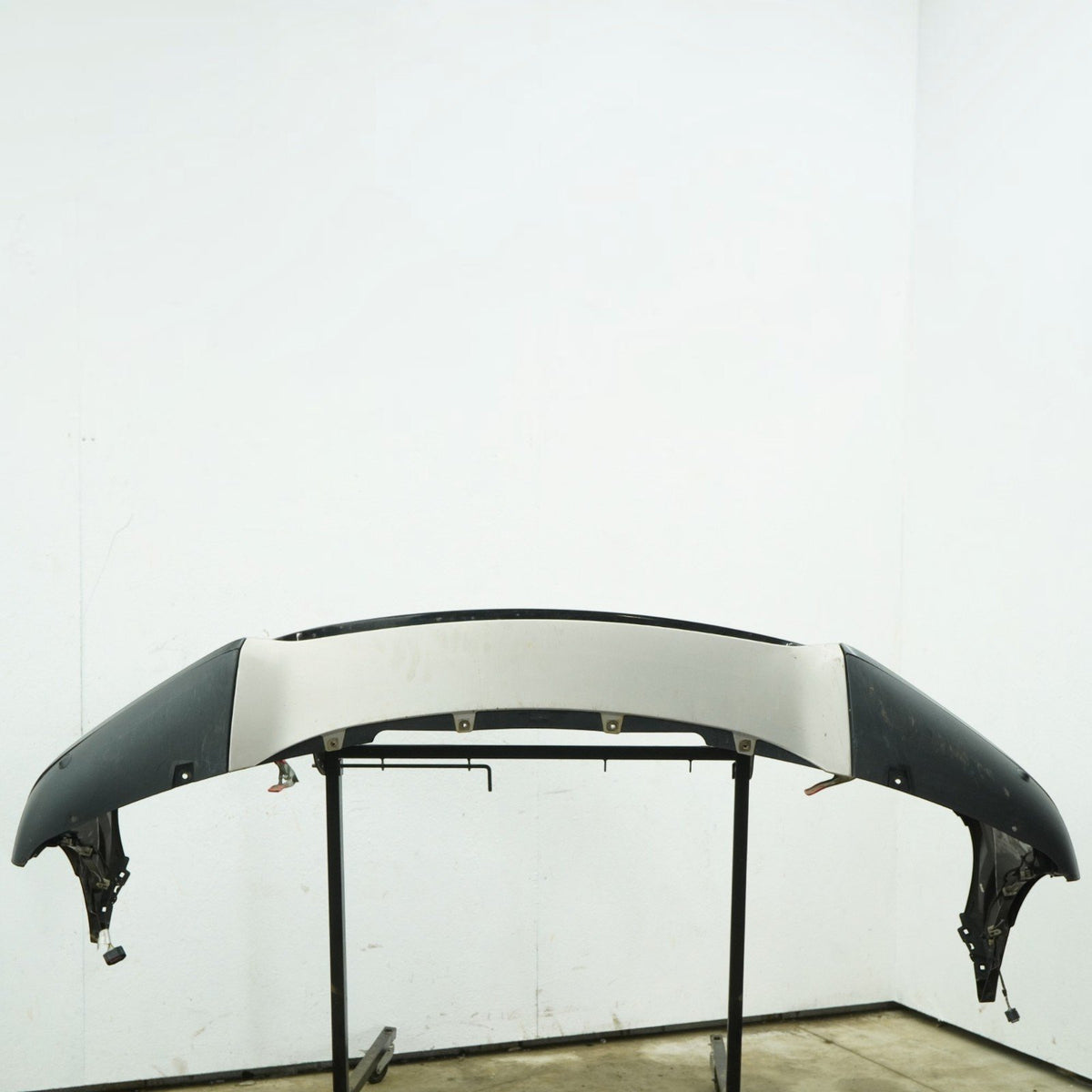 14-18 BMW X5 F15 Front Bumper Panel Cover w/ Fog 51117378609 Schwarz II 668 OEM