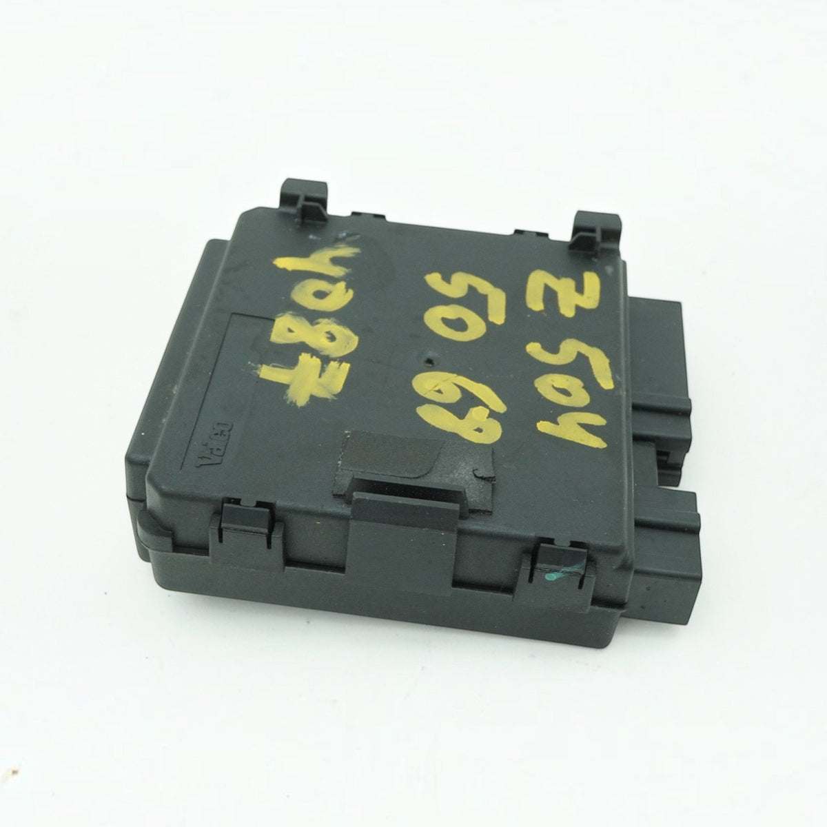 07-09 Mercedes E63 E55 E350 W211 Trunk Release Control Module A2118703026 OEM