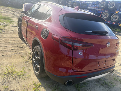 2016-2020 Alfa Romeo Stelvio 949