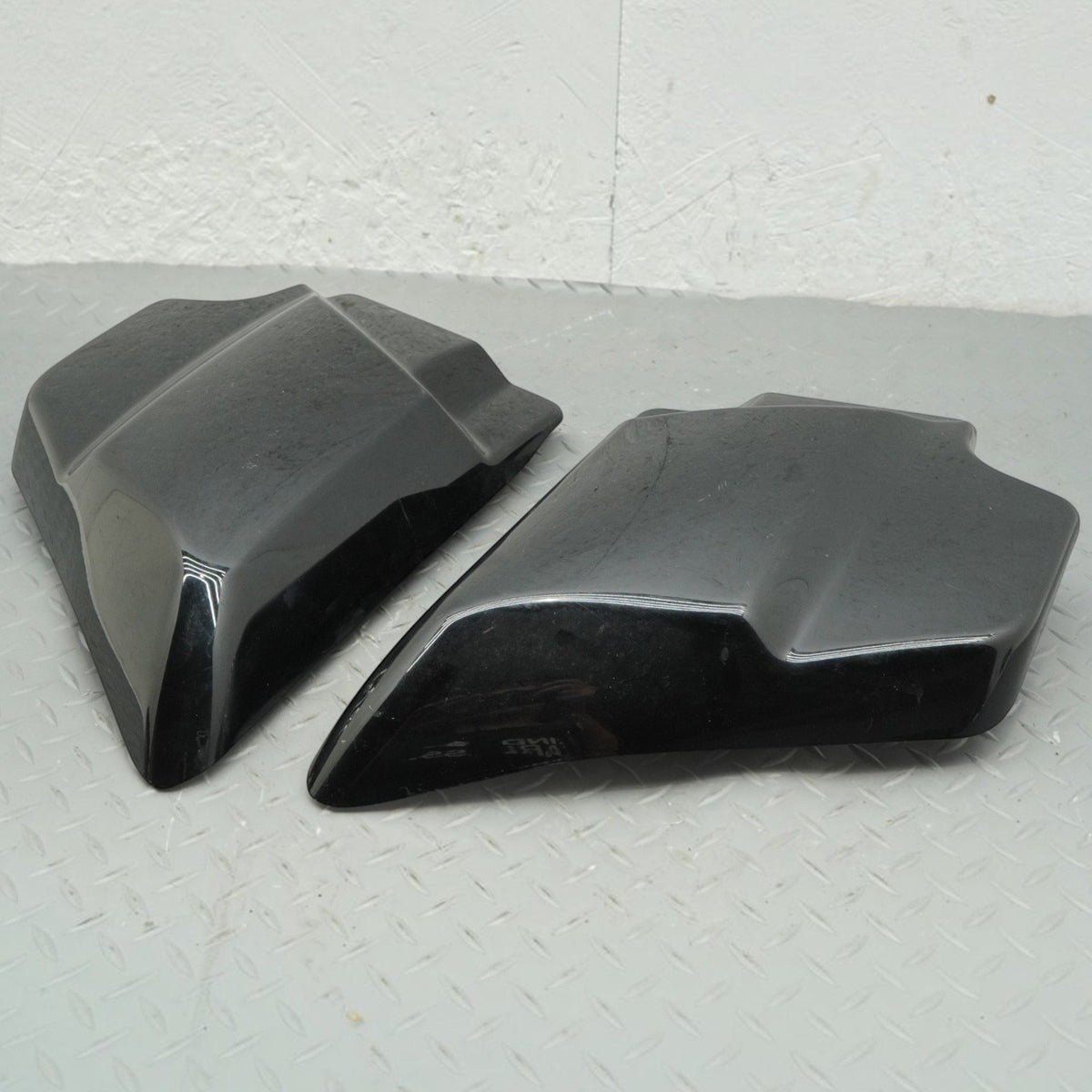 09-13 Harley-Davidson FLHTC Electra Glide Classic Cover Touring LH RH 66250-09