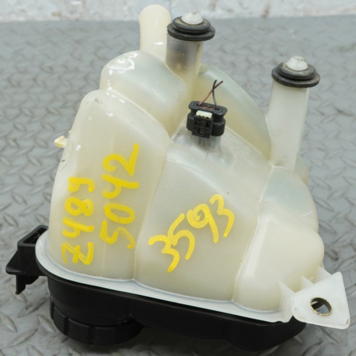 17-19 Mercedes GLS63 GLS550 GLS450 GLS350d X166 Coolant Bottle 1665000049 OEM