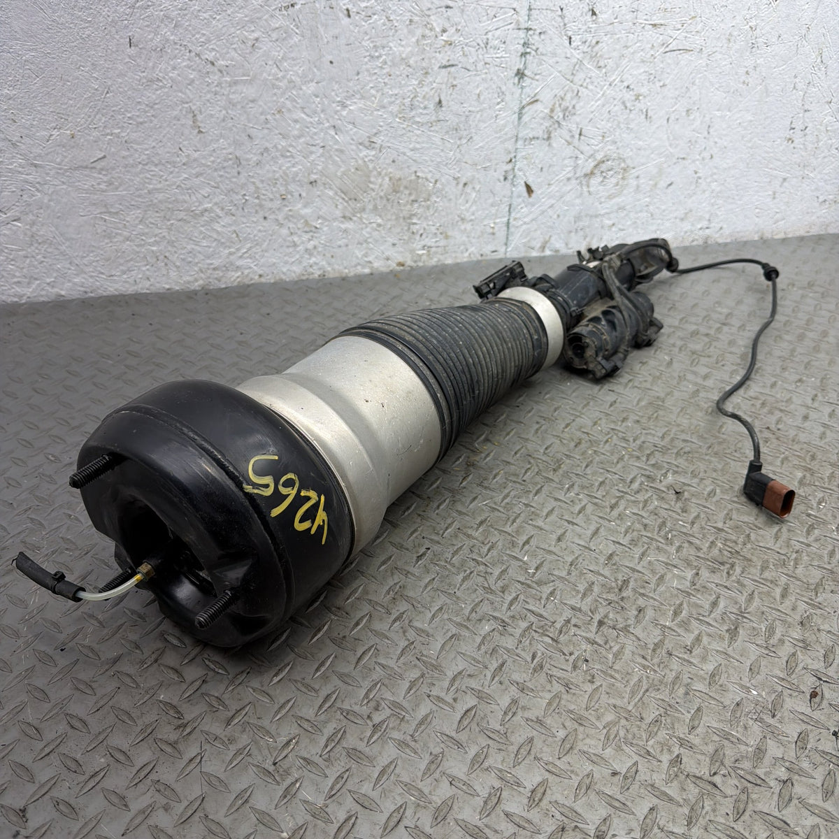 14-16 Mercedes S550 S550e W222 Right Front Air Strut Shock A2223208413 OEM