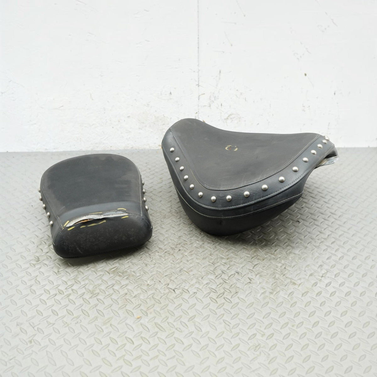 05-09 Suzuki Boulevard C50 VL800 Seat Leather Bucket Front Rear Driver Passenger