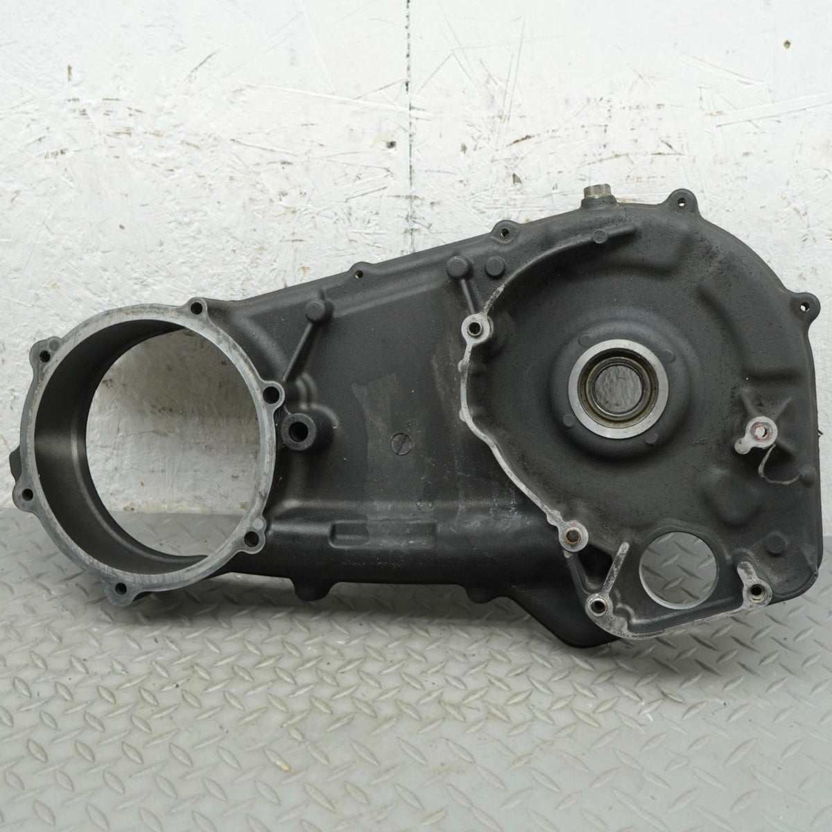 2007 Harley-Davidson FXSTD Softail Deuce Primary Inner Clutch Cover 60681-06A