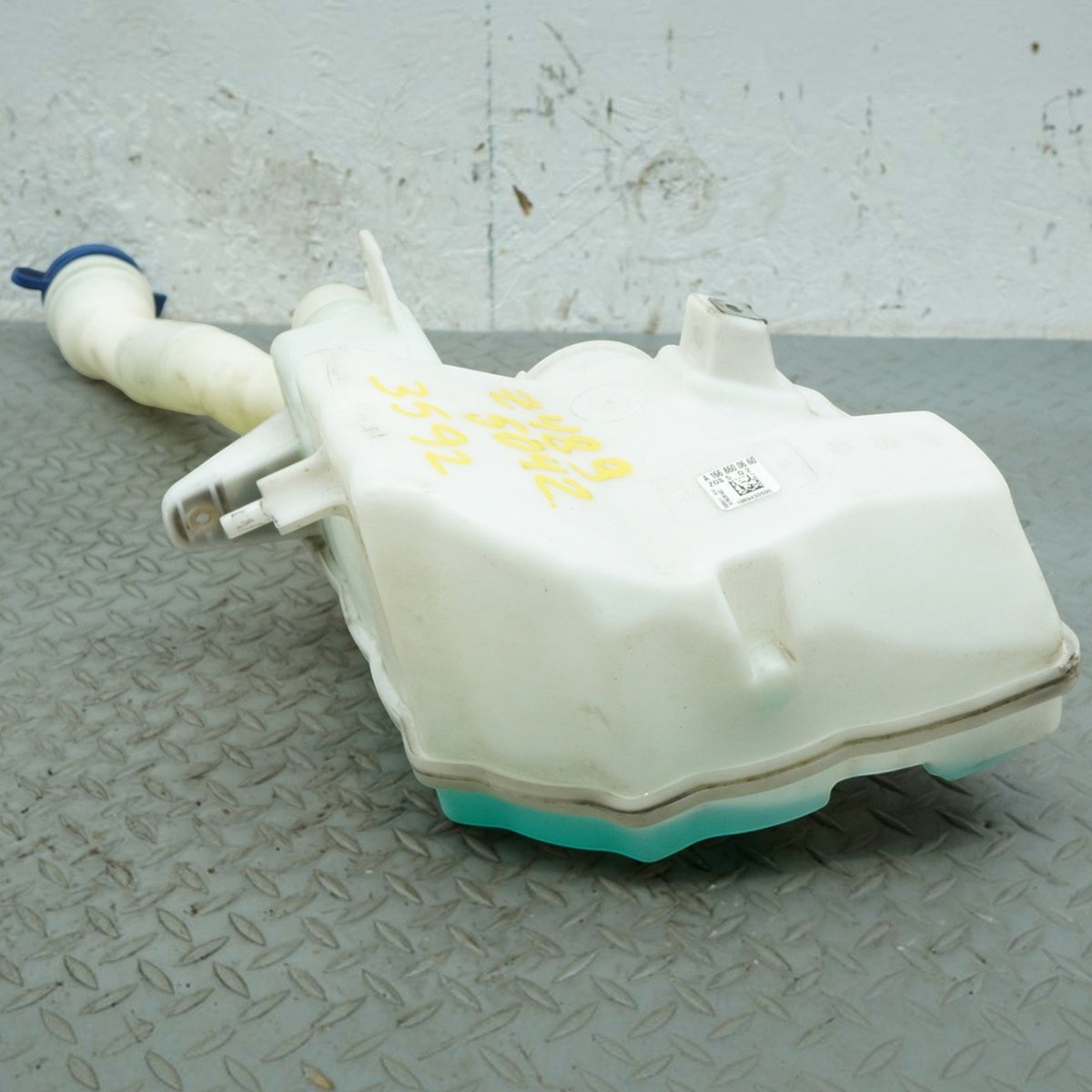 17-19 Mercedes GLS550 GLS450 GLS350d X166 Washer Reservoir Tank A1668600660 OEM