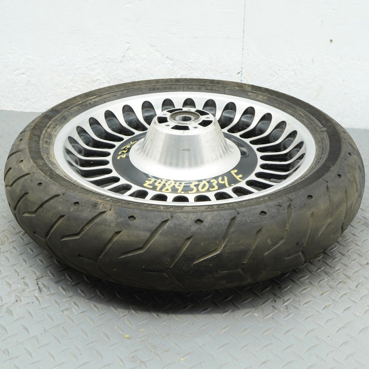 2006-2012 Harley-Davidson FLHTC Electra Size 17 Front Wheel Rim W/ Tire 43300161