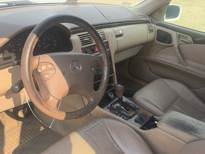 2000 Mercedes-Benz E-Class