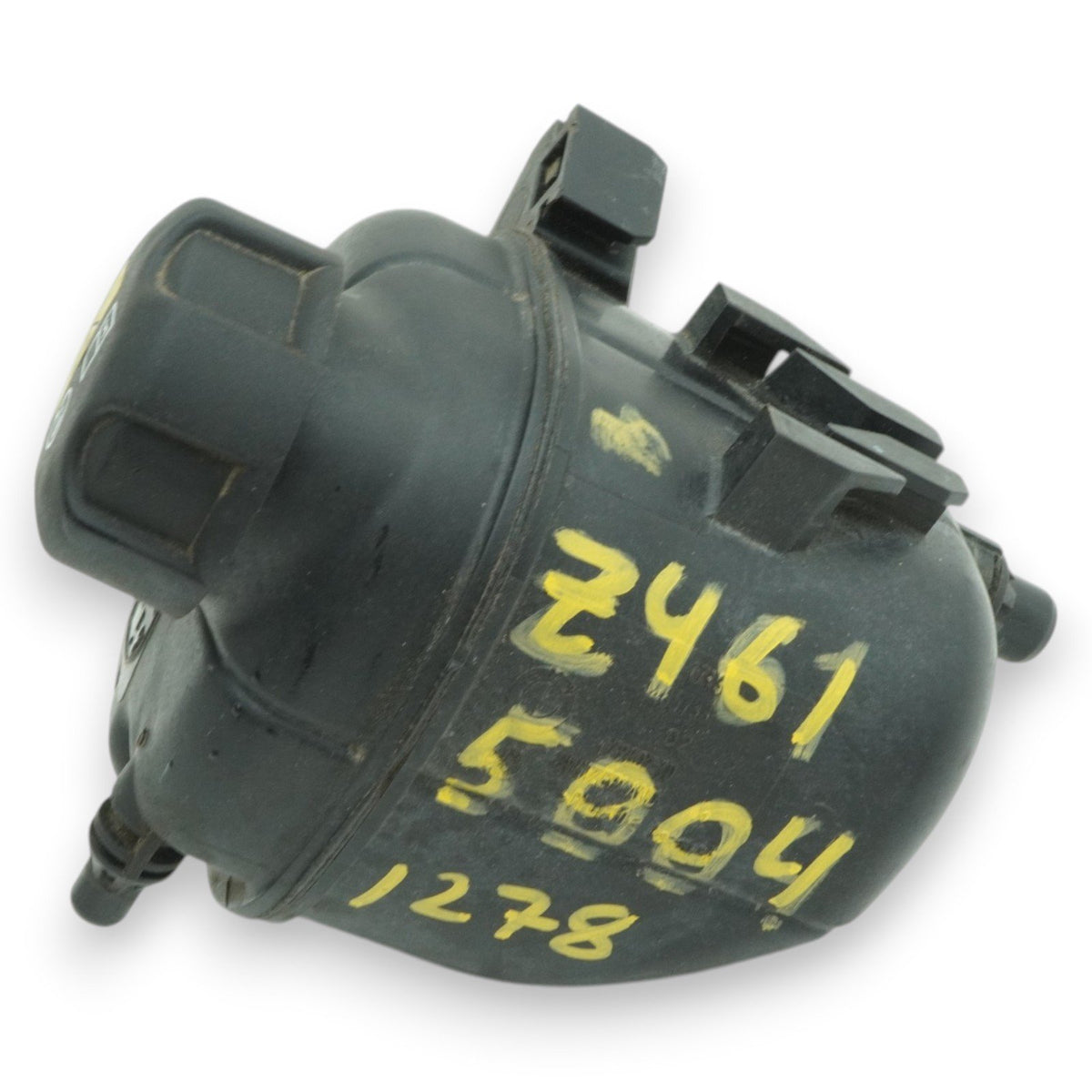 17-20 BMW 530i 530e 540i G30 Intercooler Coolant Cooling Bottle 17139485733 OEM
