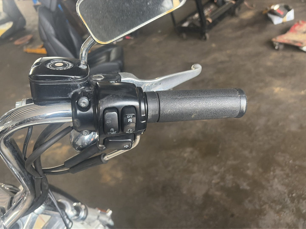 2001 Harley-Davidson XL883 Hugger