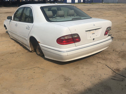 2000 Mercedes-Benz E-Class