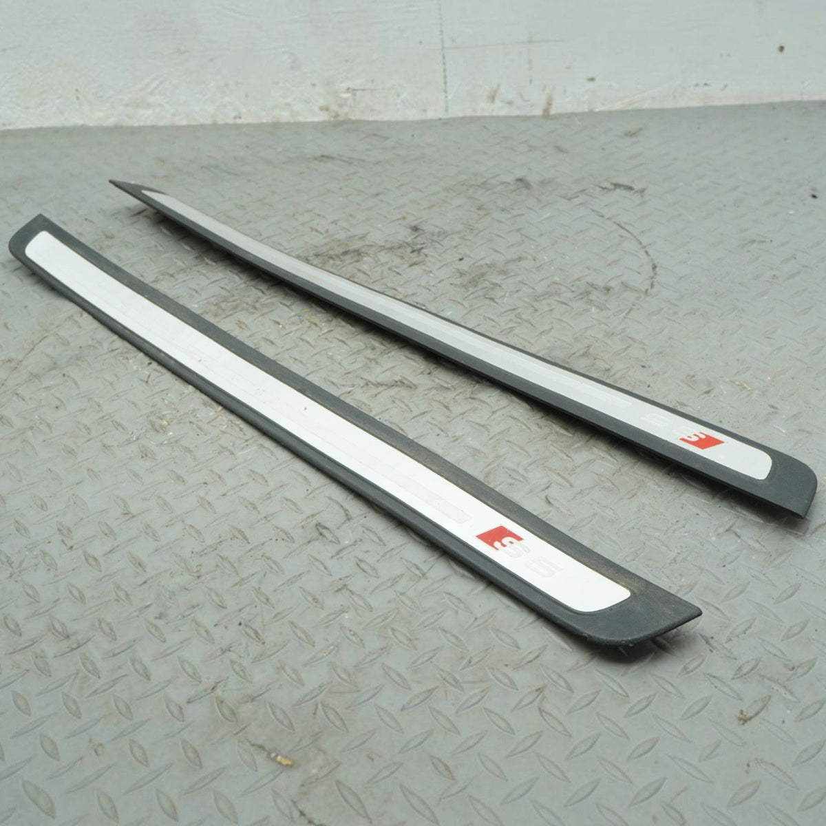08-17 Audi S5 8T Coupe Door sill scuff Plate Trim Cover LH RH set 8T0853373 OEM