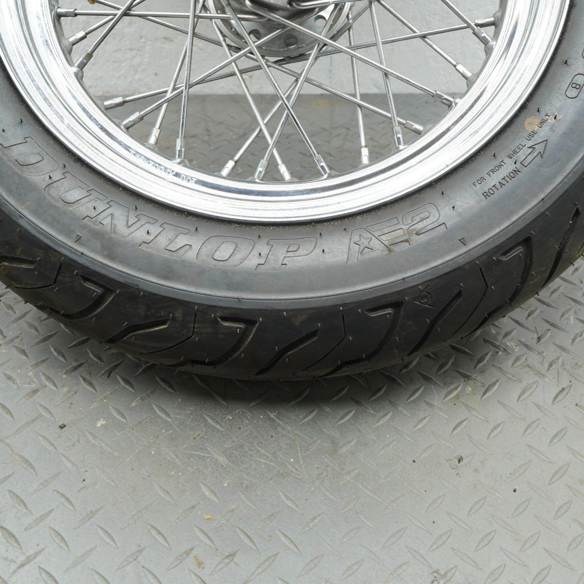 2000-2011 Harley Davidson Heritage Softail FLSTC Front Tire Rim Wheel MT90B16