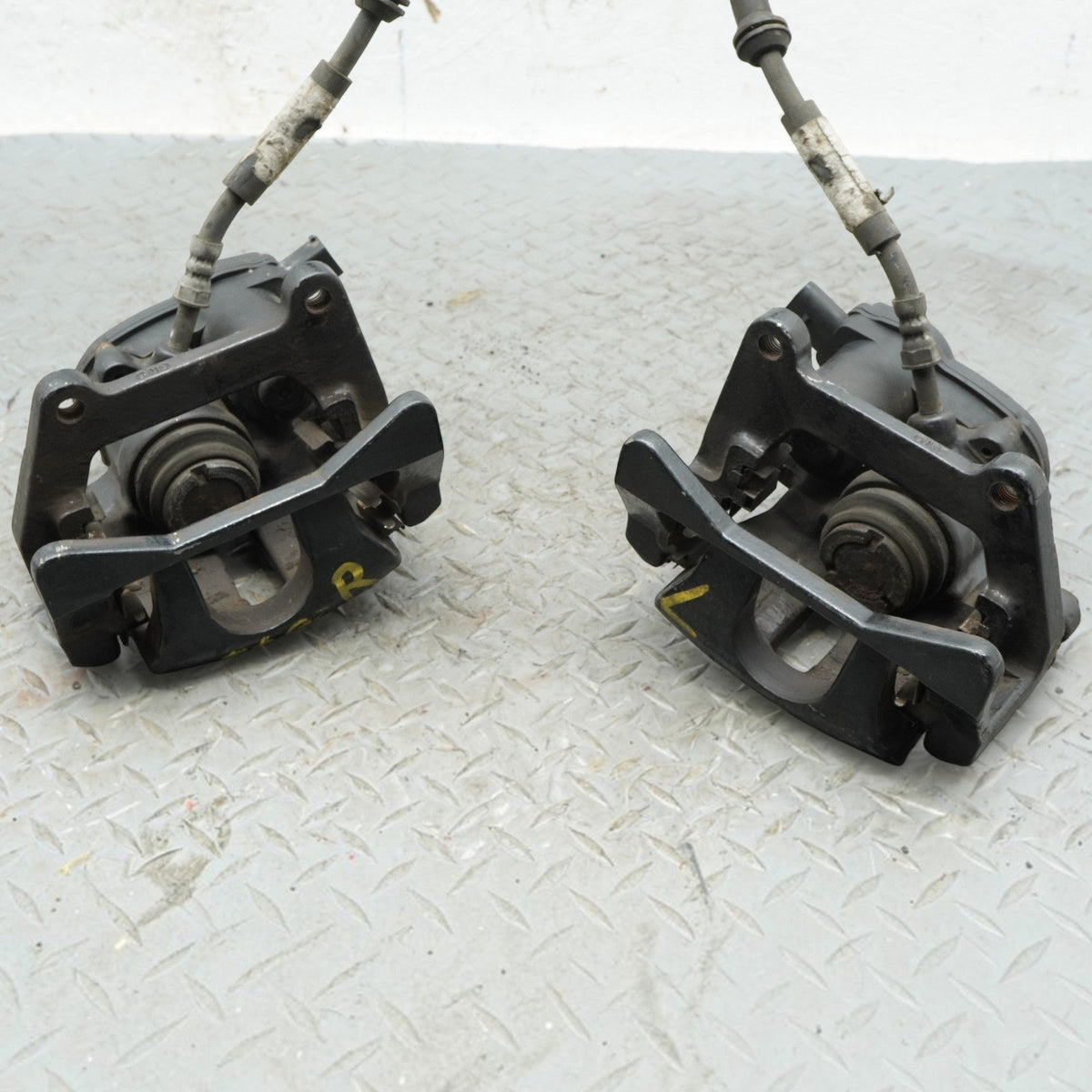 08-16 Audi S5 8T Coupe/Convertible Rear Caliper Pair Left & Right Set 8K0615403A