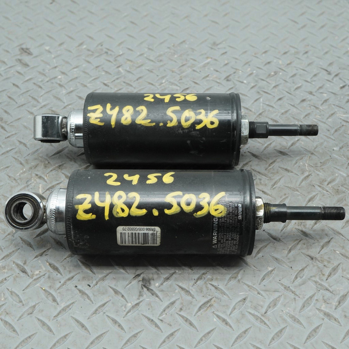 11-16 Harley-Davidson FLSTC Motorcycle Rear Air Shock Absorbers Showa Aftermrkt