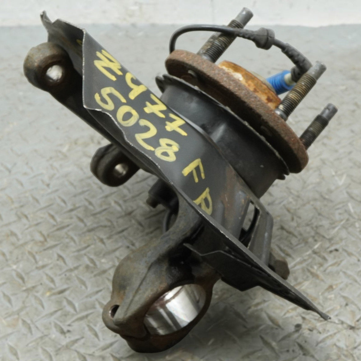 99-06 BMW 320 323 325 328 330 E46 Right Front Spindle Knuckle 31211096430 OEM