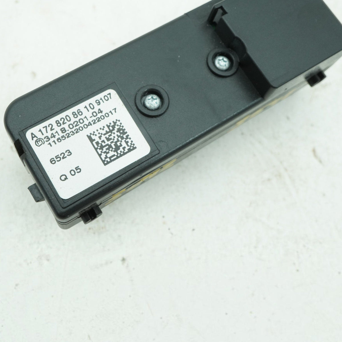 17-19 Mercedes GLS450 GLS550 GLS63 X166 Emergency Call Switch A1728208610 OEM