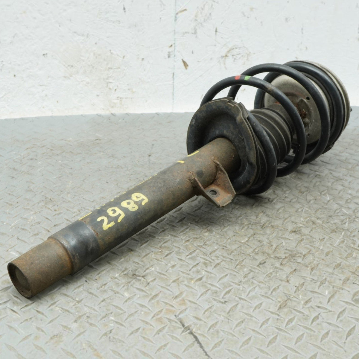 99-06 BMW 323 325 330 E46 RWD Strut Shock Coil Spring Front Left 31316757043 OEM