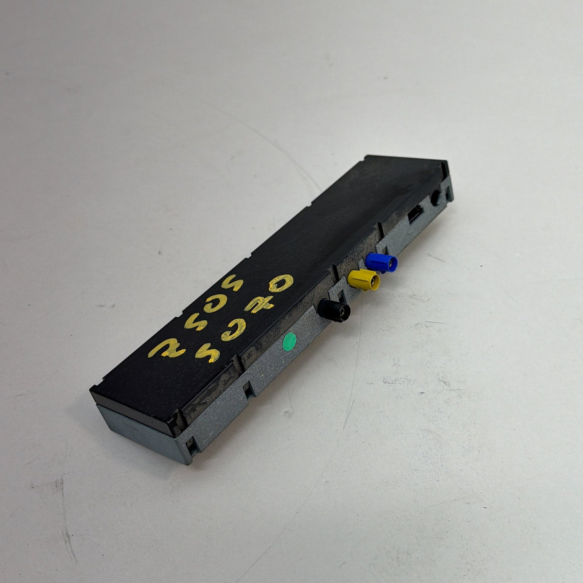 BMW E46 Convertible Antenna Amplifier Diversity Module 65206912817 330Ci OEM