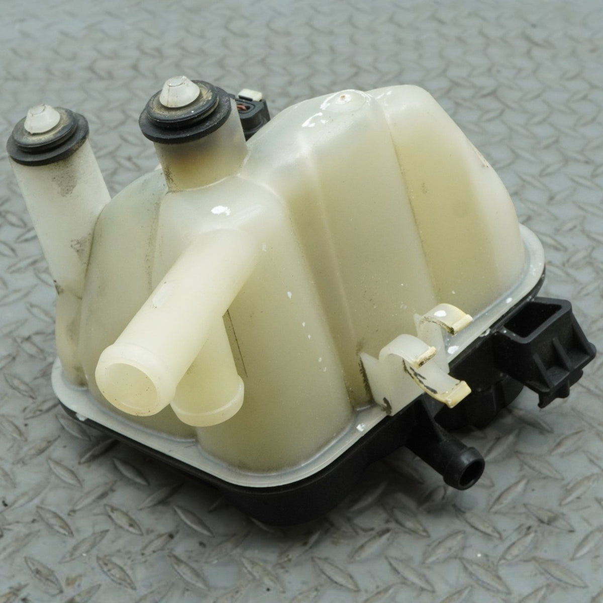 17-19 Mercedes GLS63 GLS550 GLS450 GLS350d X166 Coolant Bottle 1665000049 OEM