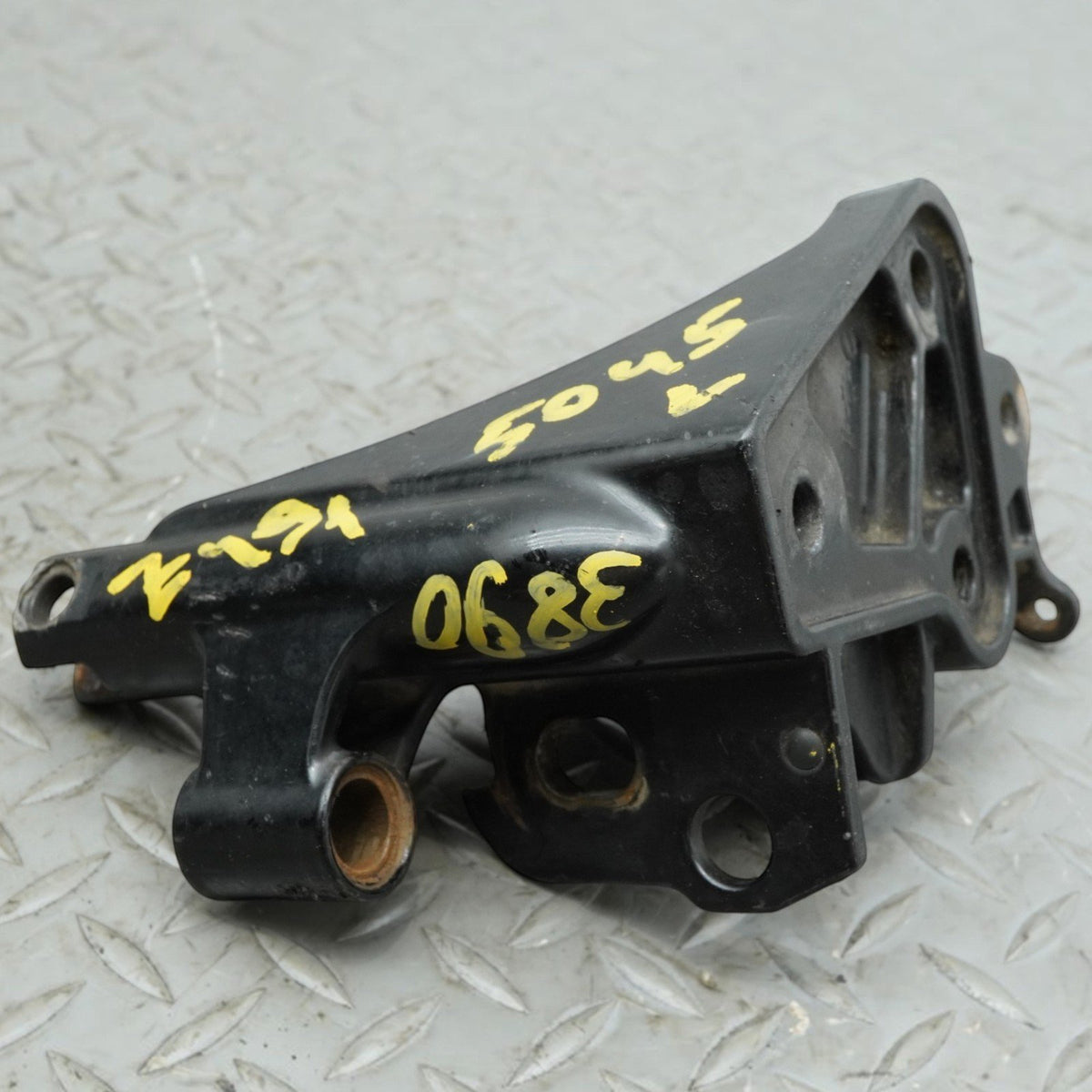 2007 Harley-Davidson FXSTD Softail Deuce Forward Control Mount Bracket OEM