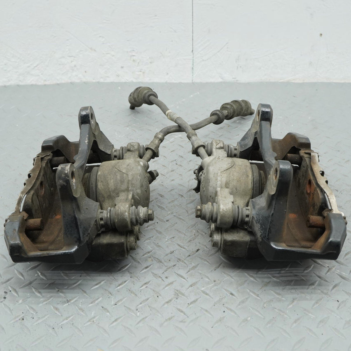 12-17 AUDI S5 8T Brake Caliper Front Left Right Side Set Of 2 8T0615123C OEM