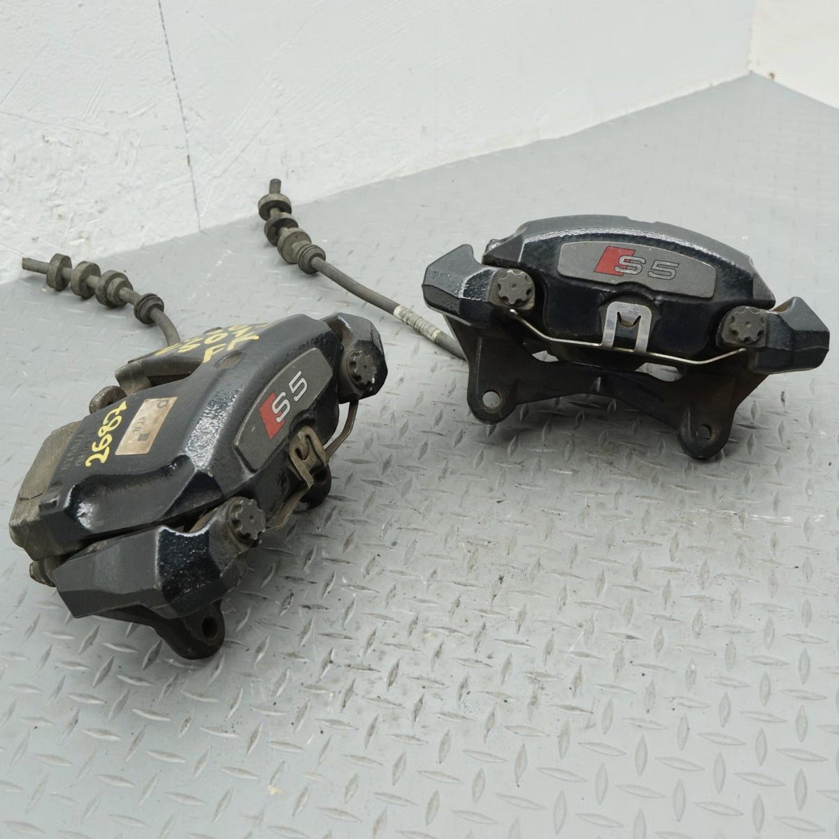 12-17 AUDI S5 8T Brake Caliper Front Left Right Side Set Of 2 8T0615123C OEM