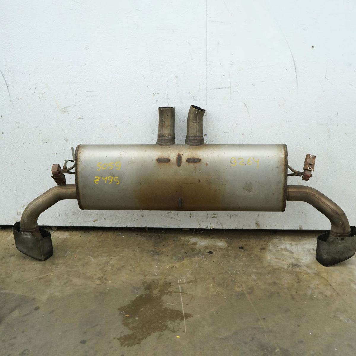 14-18 BMW X5 F15 Xdrive50i 4.4L Exhaust Silencer Muffler Rear 8621751 OEM