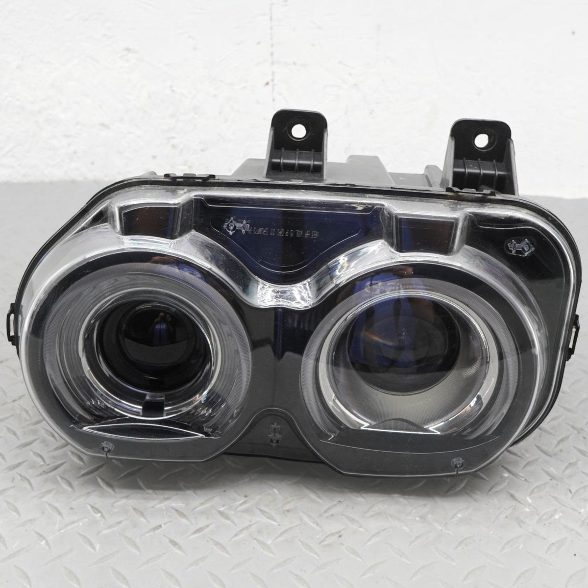 15-23 Dodge Challenger Coupe Right Headlamp Headlight Halogen 68174064AE OEM