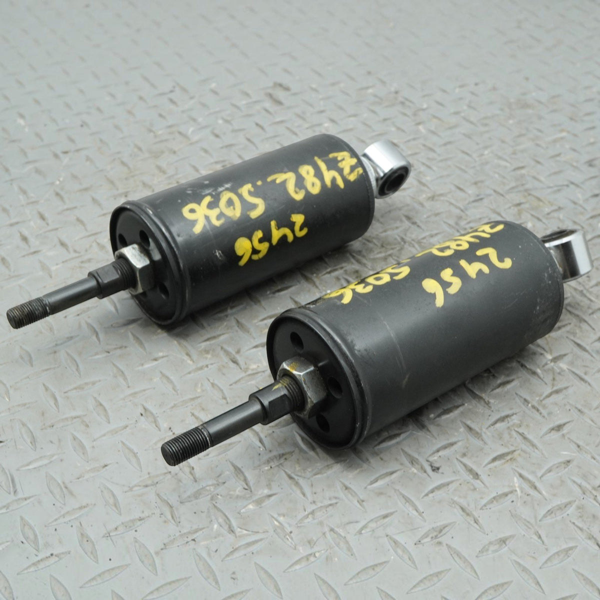 11-16 Harley-Davidson FLSTC Motorcycle Rear Air Shock Absorbers Showa Aftermrkt