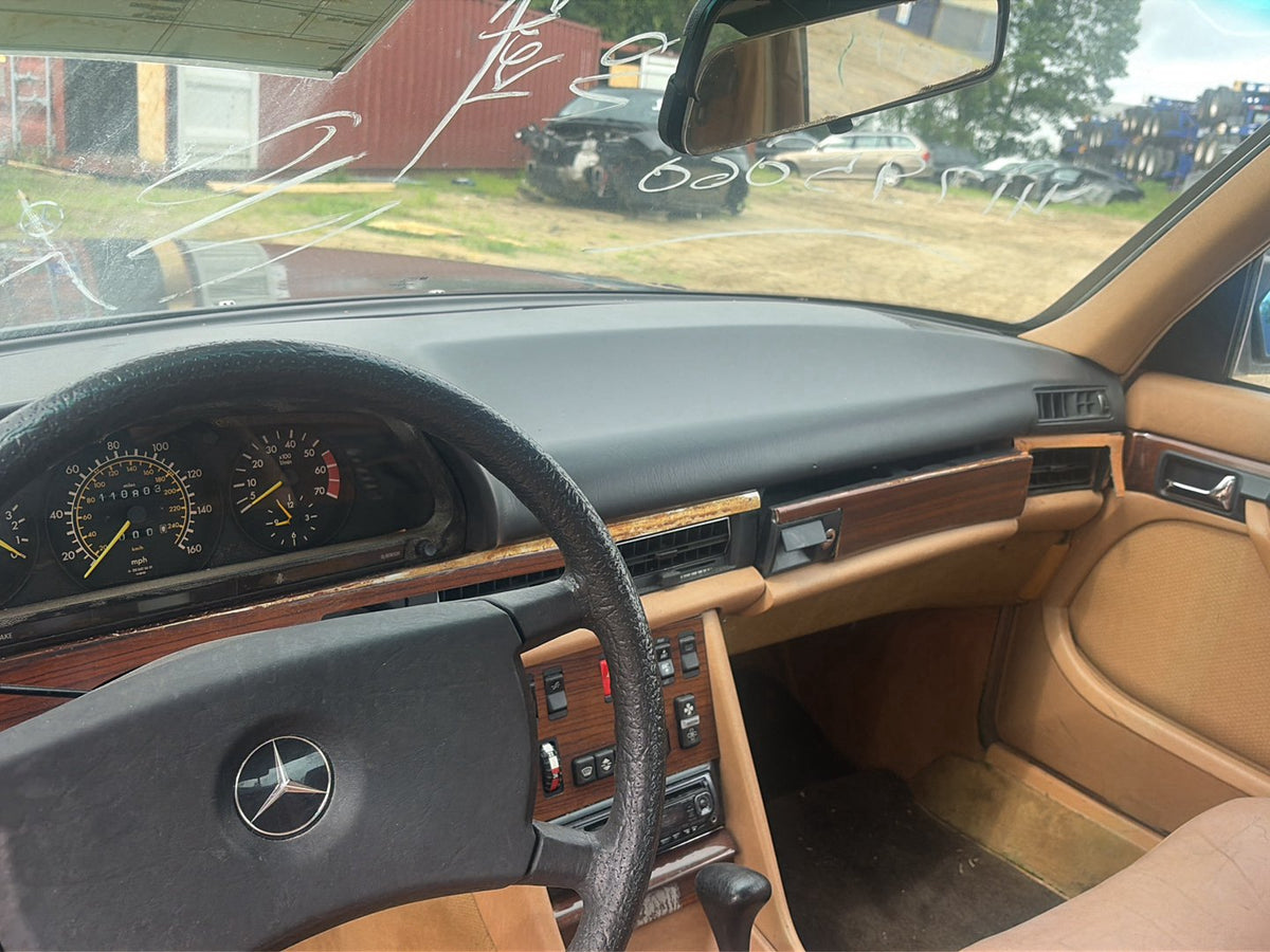 1979-1991 Mercedes-Benz 380SE S-Class W126 W126