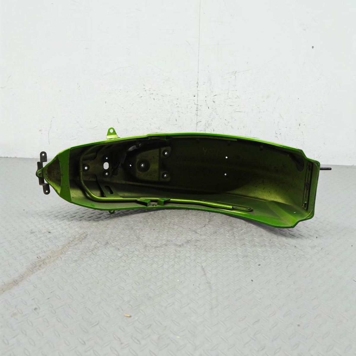 11-13 Kawasaki Vulcan 1700 Vaquero VN1700J Rear Fender Tire Hugger Guard OEM