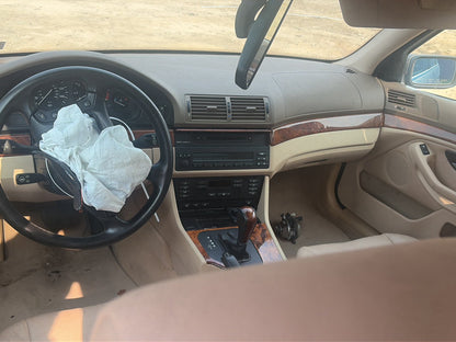 2002 BMW 525I E39