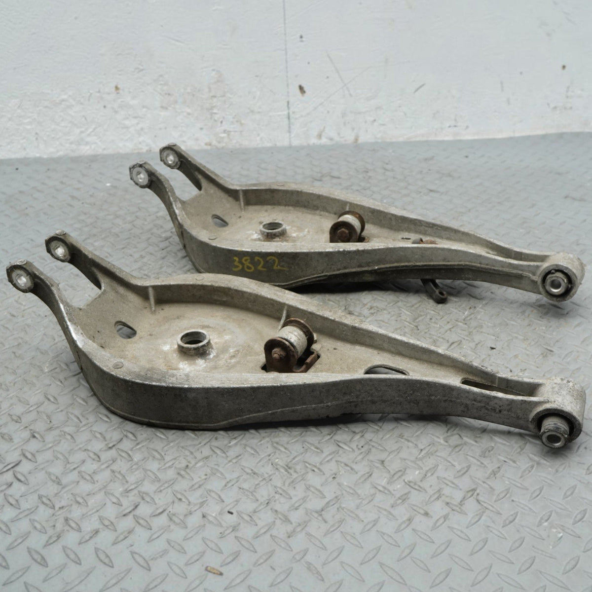99-06 BMW 330i 328i 325i 323i 320i E46 Rear LH RH Lower Control Arm 33326781625