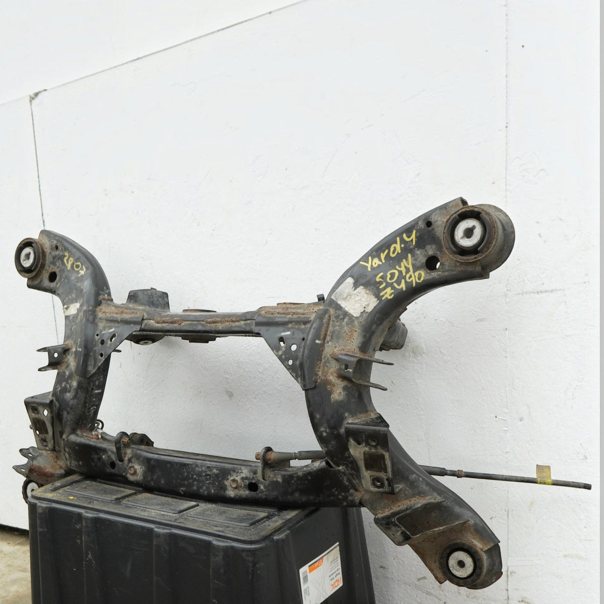 15-16 Dodge Challenger Coupe 5.7L MT Rear Crossmember Suspension Cradle 68260627AC OEM