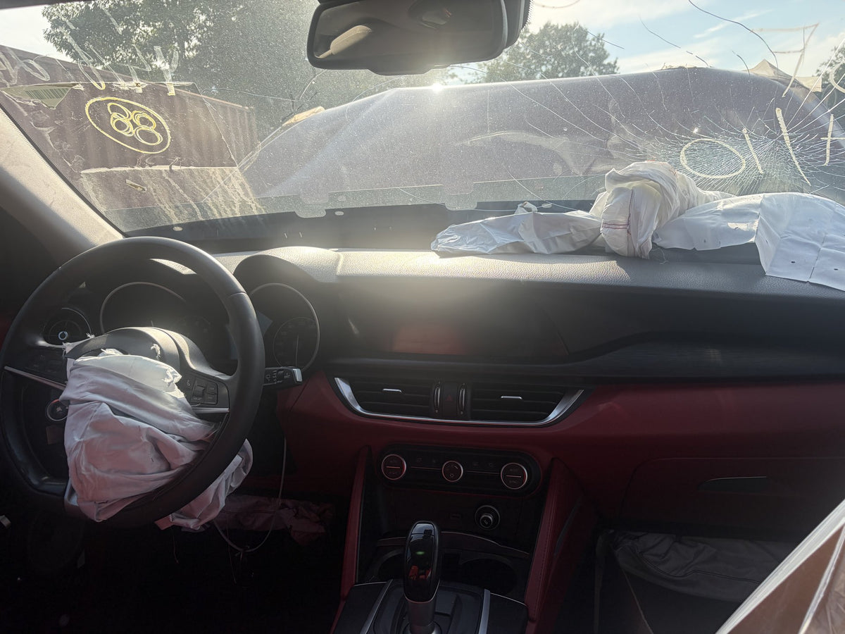 2016-2020 Alfa Romeo Stelvio 949