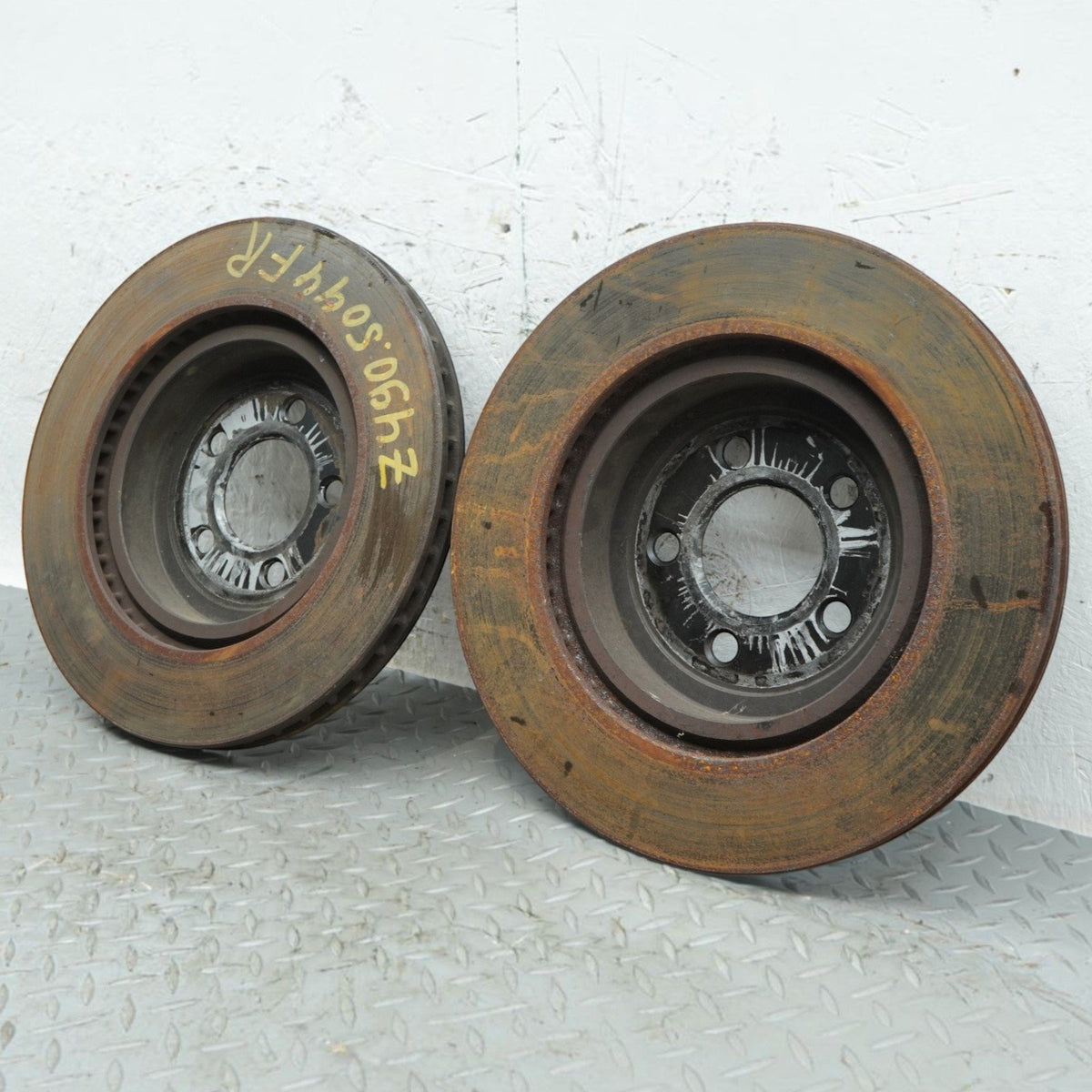 09-20 Dodge Challenger RWD Front Left Right Brake Disc Rotor 68368064AA OEM