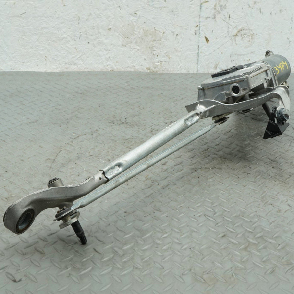 14-17 Mercedes S550 S400 S600 S63 Wiper Linkage A2228200142 OEM