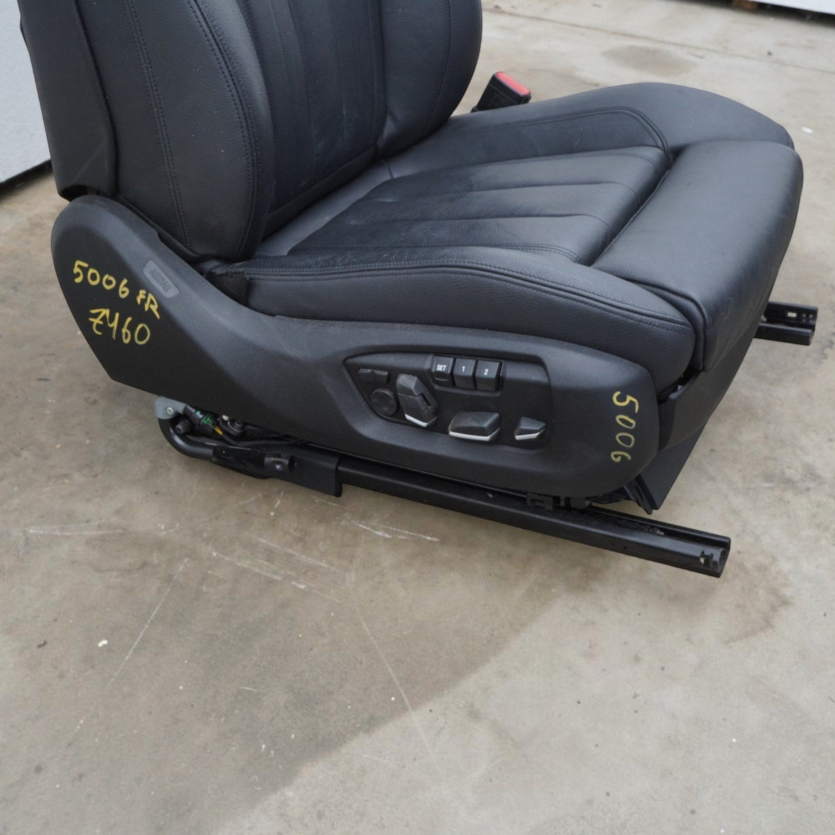 15-19 BMW X6 F16 Front Right Seat LeatherBucket Electric heated 52107329942 OEM