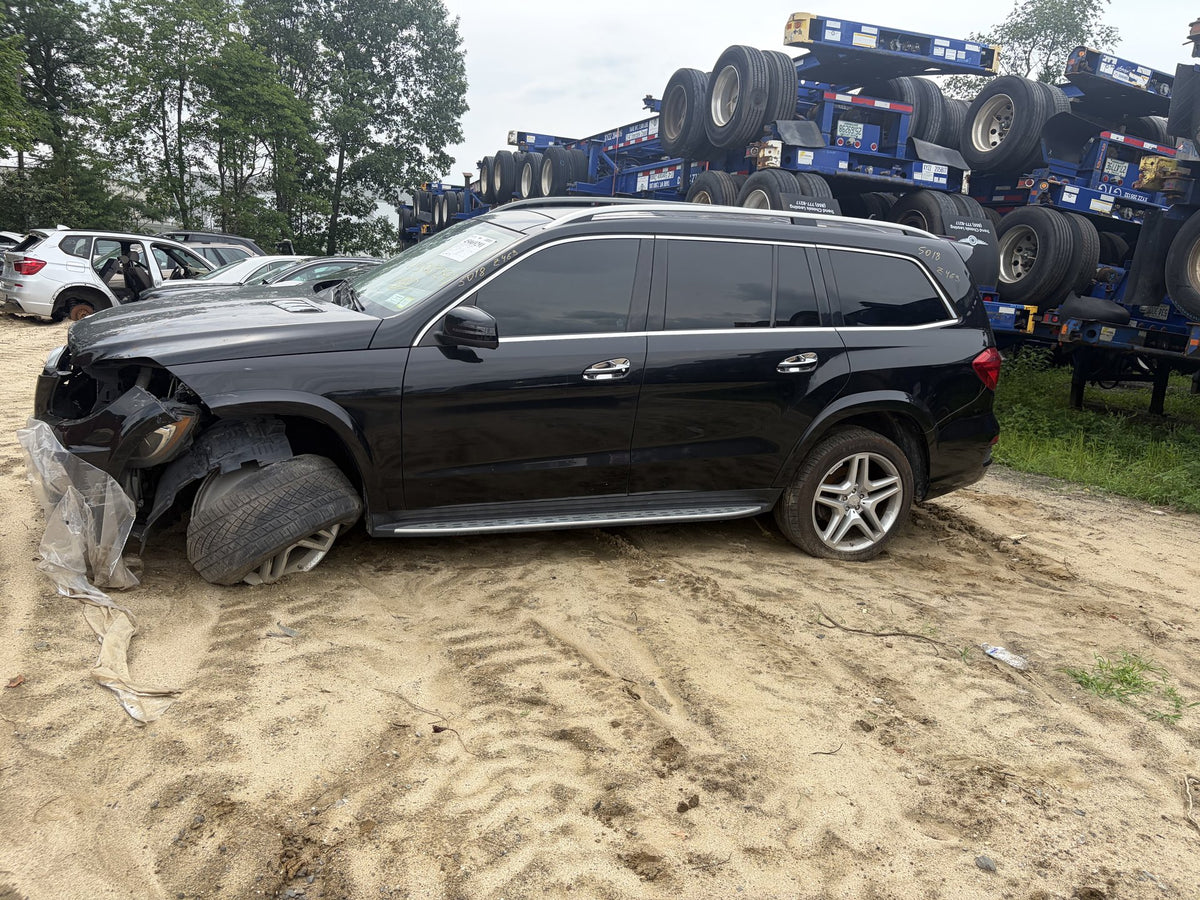 2013-2016 Mercedes-Benz GL550 4Matic GL-Class X166