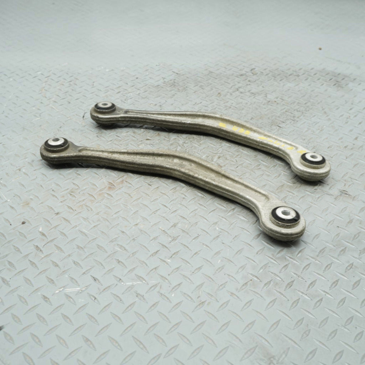14-17 Mercedes S550 W222 AWD Lateral Control Arm Link Wishbone Left Right Rear