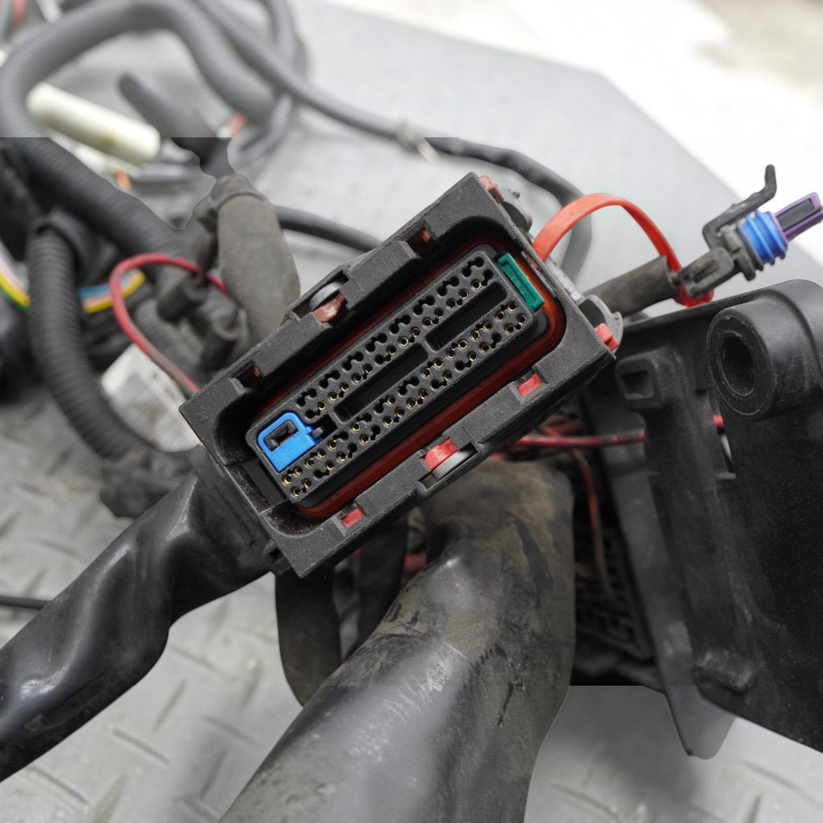 2009-2013 Harley Electra Glide Classic Flhtc Front Sub Wire Wiring Harness OEM