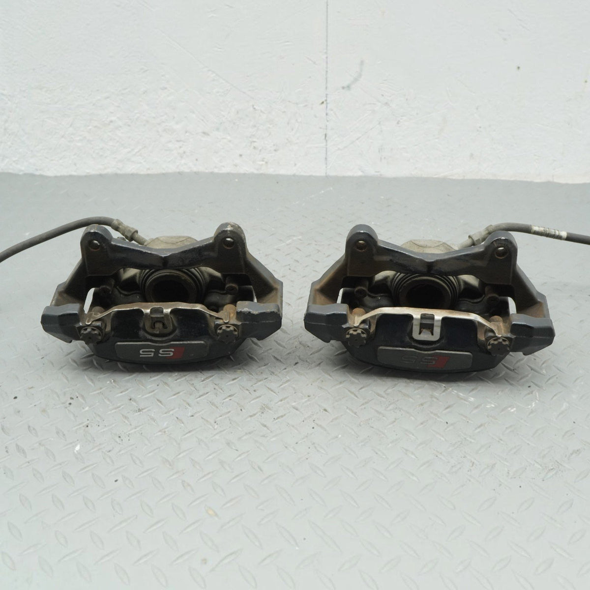 12-17 AUDI S5 8T Brake Caliper Front Left Right Side Set Of 2 8T0615123C OEM