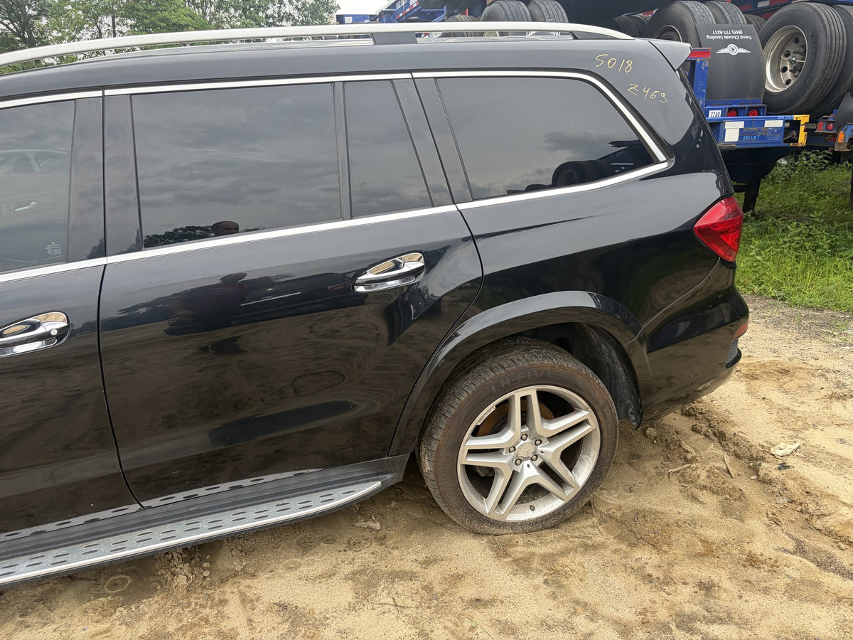 2013-2016 Mercedes-Benz GL550 4Matic GL-Class X166