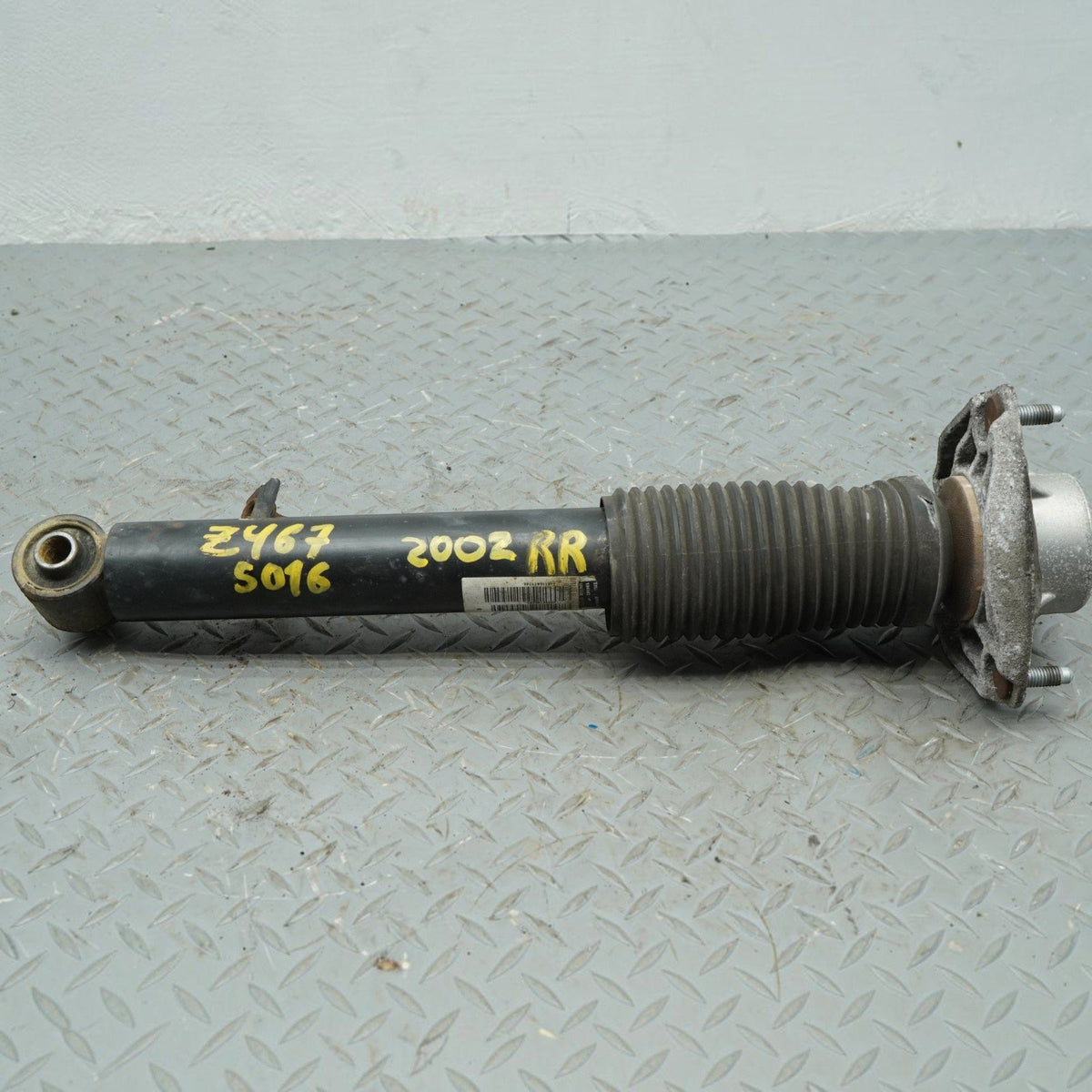 14-18 BMW X5 F15 Right Rear Strut Suspension Shock Absorber 33526867866 OEM