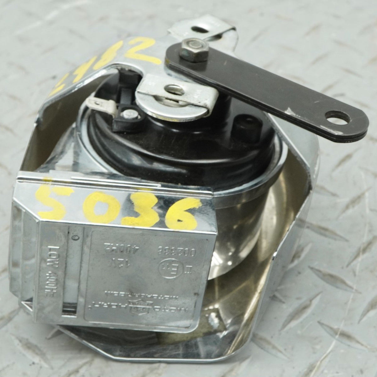 00-11 Harley-Davidson FLSTC Heritage Softail Classic Horn Alarm W Cover OEM