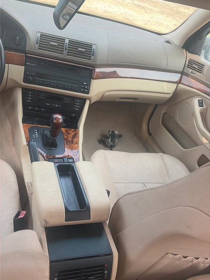 2002 BMW 525I E39