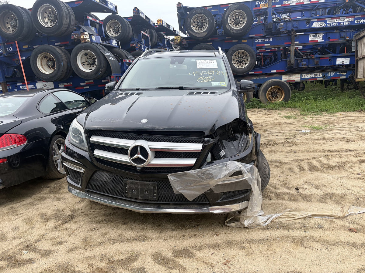 2013-2016 Mercedes-Benz GL550 4Matic GL-Class X166