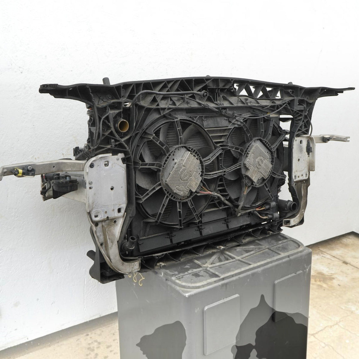 16-18 Audi A7 4G 3.0L Radiator AC Condenser Fan Shroud Cooling 4G0145804D OEM