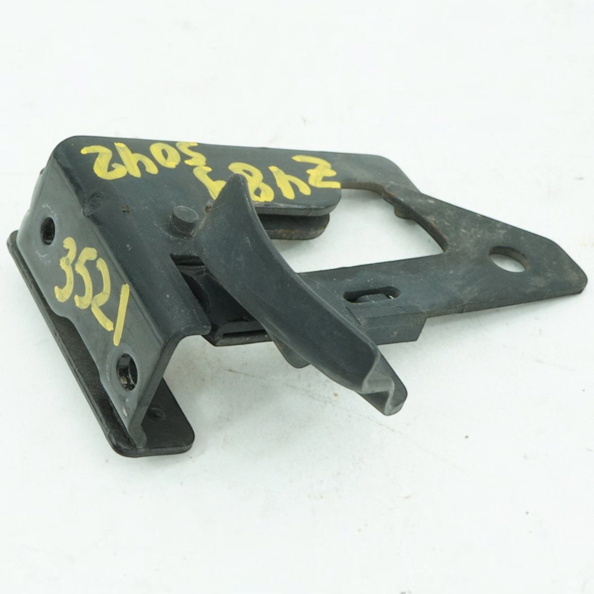 17-19 Mercedes GLS63 GLS550 GLS450 X166 Hood Latch Catch Lock A2048800064 OEM