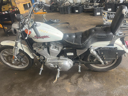 2001 Harley-Davidson XL883 Hugger